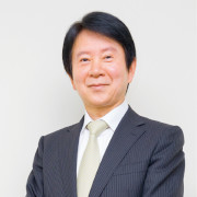 上田満弘氏