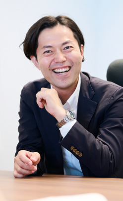 知場晶平　公認会計士・登録メンバー