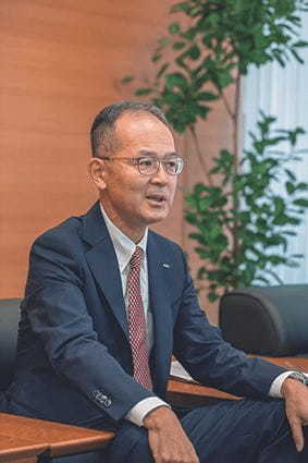 塚越英行　昭和産業