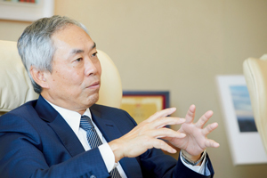 「東京を世界の都市と比べて、選択肢が多く、魅力的な都市にする」と語る辻氏