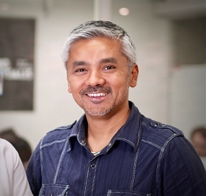 カニ・ムニダサ氏