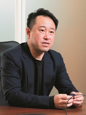 佐野健一・ビジョン社長