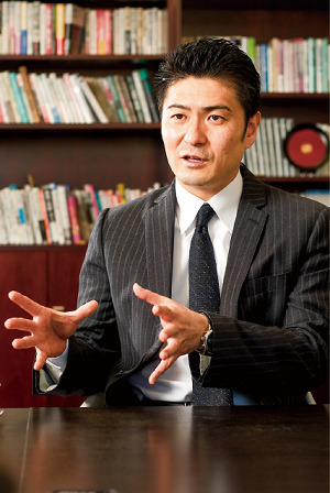 カーレントサービス代表取締役　保坂高広　（ほさか・たかひろ）