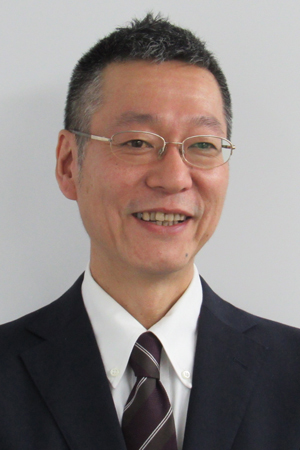 中道康彰・家族葬のファミーユ社長