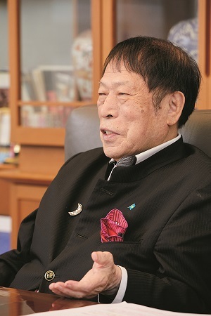 元谷外志雄・アパグループ代表