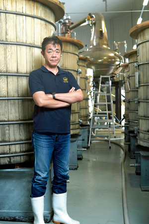 ベンチャーウイスキーの肥土伊知郎社長