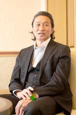 岡野雅行・ガイナーレ鳥取代表取締役GM