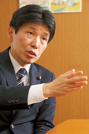 山本一太参議院議員