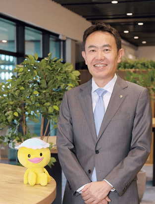 メニコン　社長COO　川浦康嗣