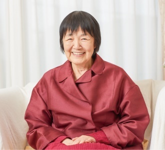 相川圭子氏
