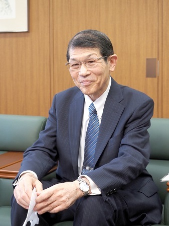 藤本久士・ピップ会長