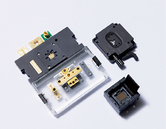 SDK製のバーンインソケットおよびパワーデバイス用ソケットの一例