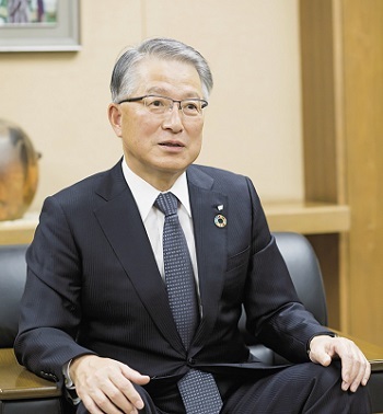 京都銀行頭取　土井伸宏（どい・のぶひろ）