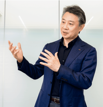 アシックス　富永満之