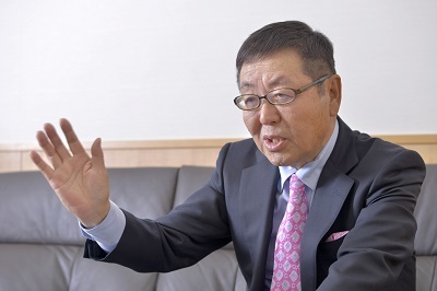 ニトリホールディングスの似鳥昭雄会長