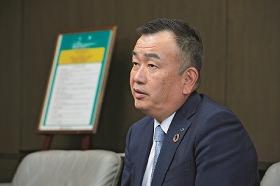 長尾 裕氏