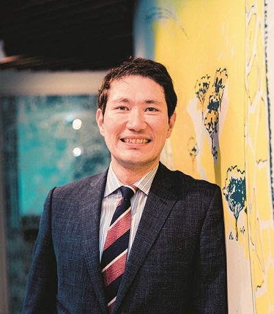 マイケル・ダイクス・エクスペディア・ホールディングス日本代表