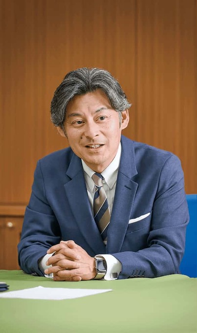 学校法人明泉学園　学園長・理事長　百瀬義貴（ももせ・よしたか）