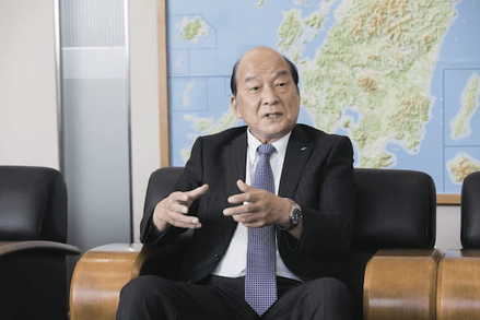 九州経済連合会　倉富純男