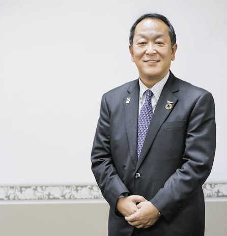 サイエンスホールディングス 会長 青山恭明