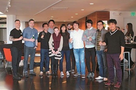 シリコンバレーに集まる起業家と投資家（右端が筆者）