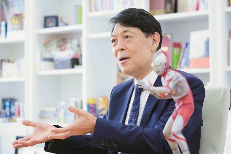 塚越隆行・円谷プロダクション会長