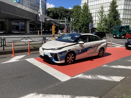トヨタ燃料電池車