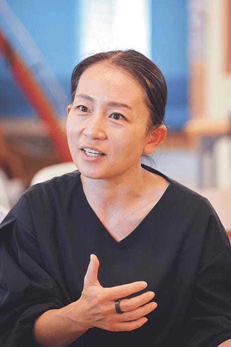 端羽英子　ビザスク