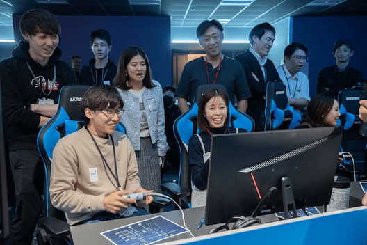 eスポーツルームでの交流イベントの様子（画像提供：富士通）