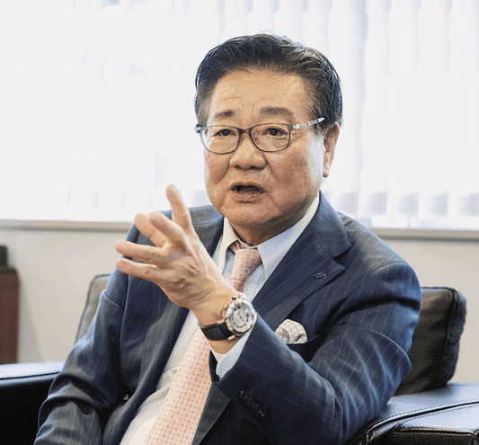 コラントッテ 社長 小松克已