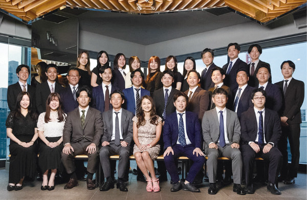 昨年6月に開催された新年度の経営計画発表会。全社一丸となって目標達成を目指す