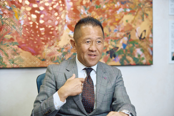 野儀健太郎・フェローズ