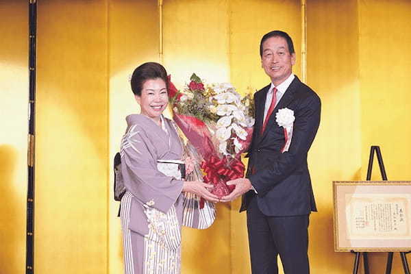 佐藤有美　魚谷雅彦　資生堂