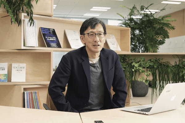 ARISE analytics　家中 仁