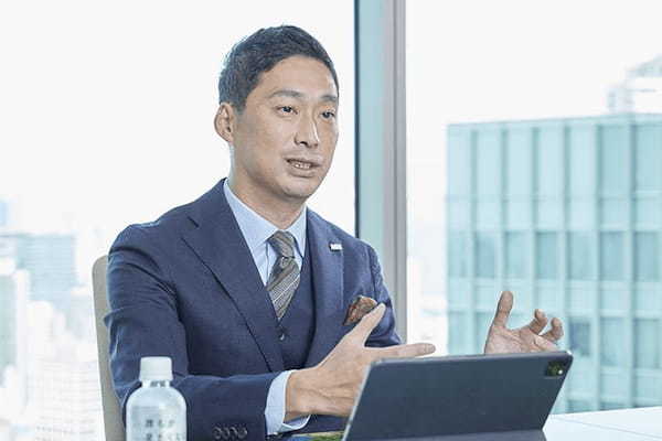 村中悠介　DMM.com