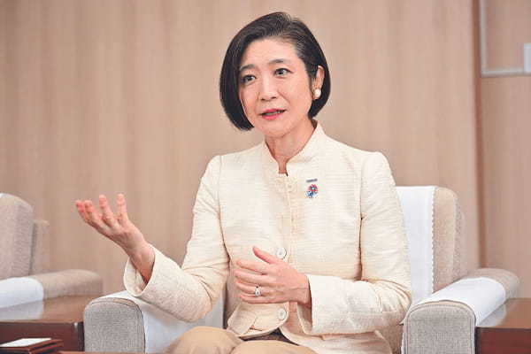 パナソニック　小川理子