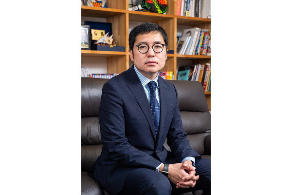 岩本義弘