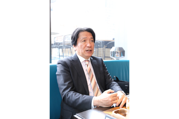 尾崎弘之　早稲田大学ビジネス・ファイナンス研究センター