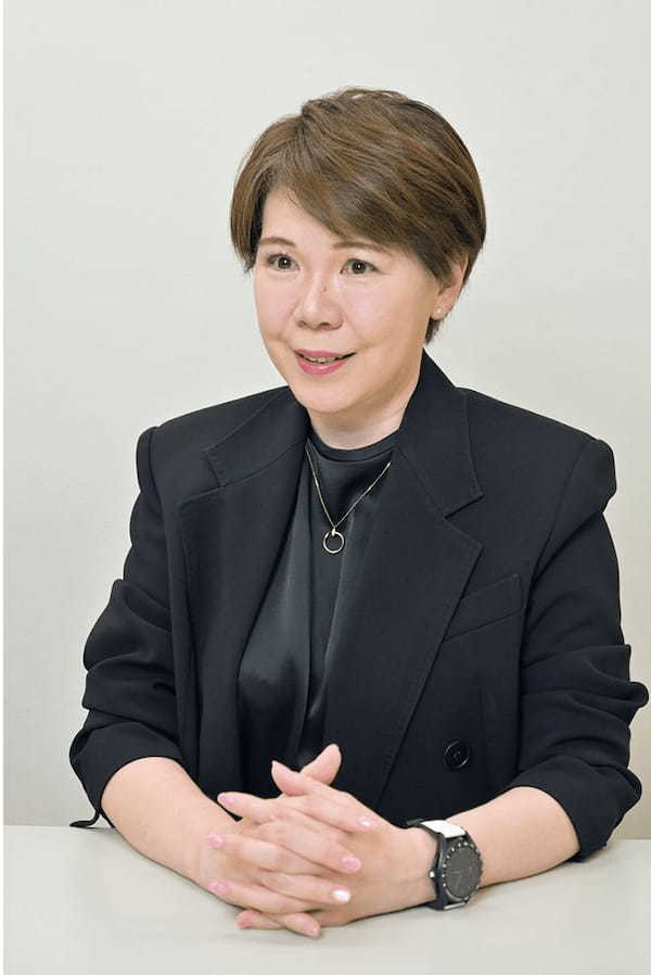 ギアヌーヴ　取締役社長　斉藤恵子
