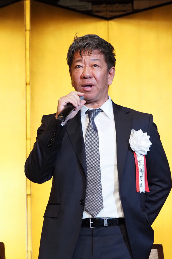 経済界大賞 ベンチャー経営者賞　冨田英揮 ディップ社長兼CEO